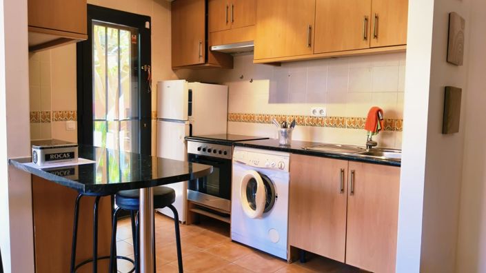 Image No.7-2 Bed Property for sale