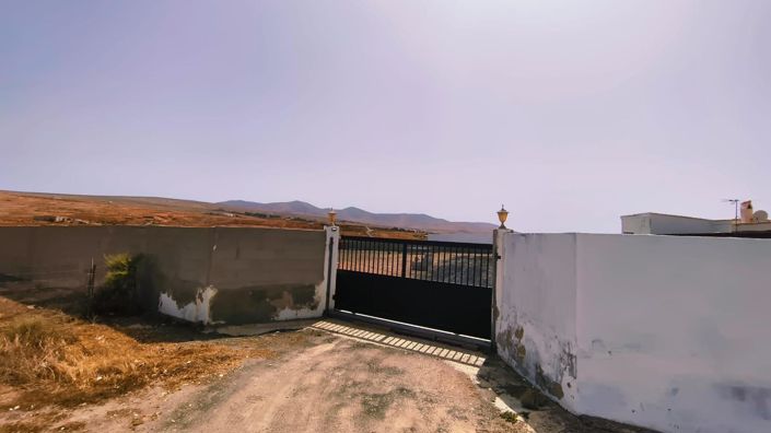 Image No.41-3 Bed Villa for sale