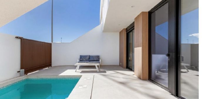 Image No.1-3 Bed Bungalow for sale