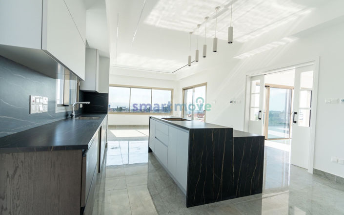 Image No.20-7 Bed Villa for sale