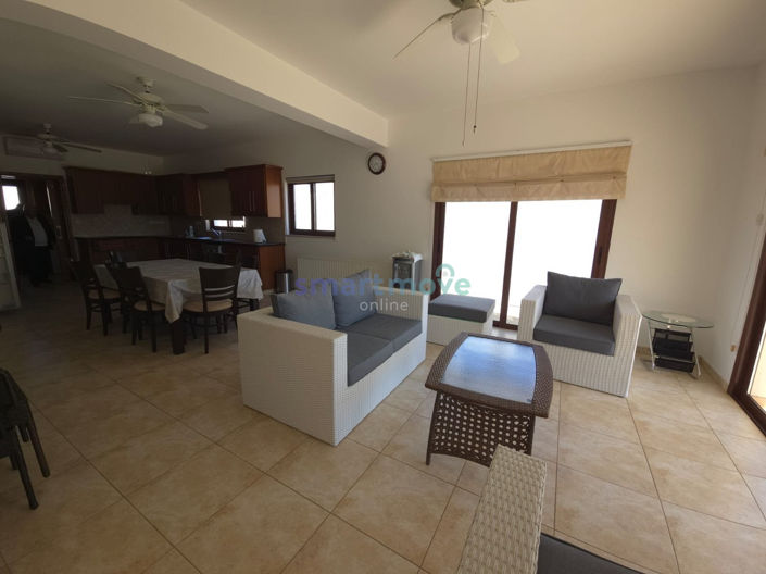 Image No.1-4 Bed Villa for sale
