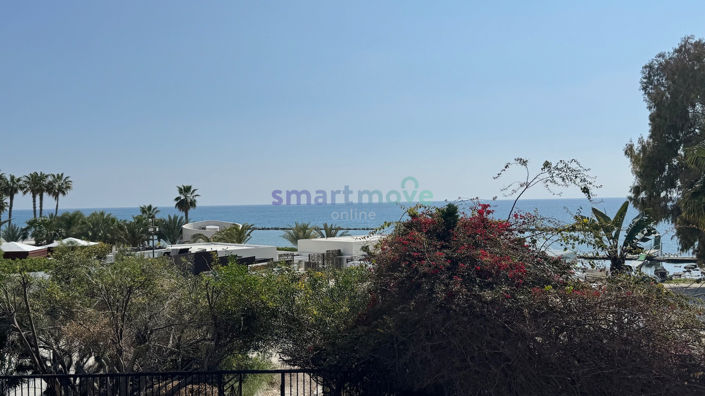 Image No.12-2 Bed Townhouse for sale