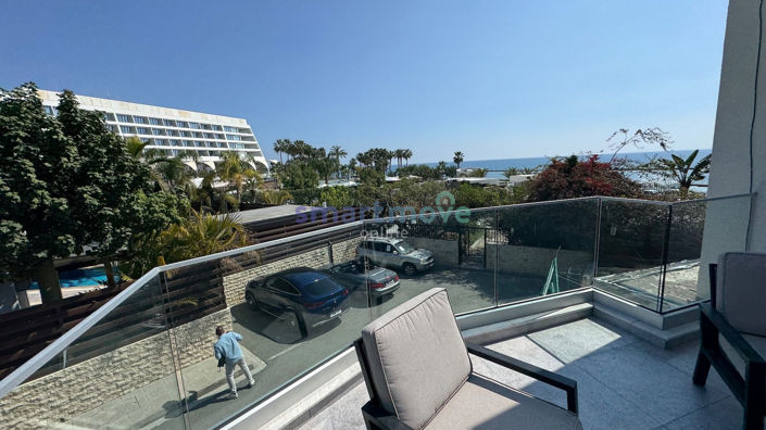 Image No.16-2 Bed Townhouse for sale