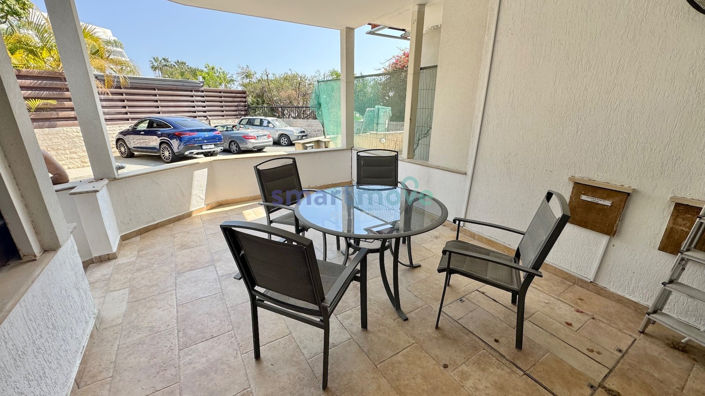 Image No.8-2 Bed Townhouse for sale