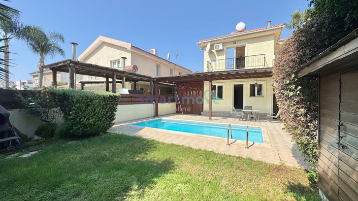 Image No.1-3 Bed Villa for sale