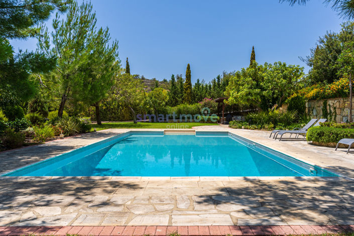 Image No.19-8 Bed Villa for sale