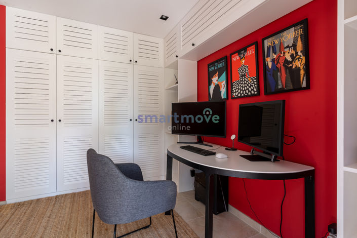 Image No.40-8 Bed Villa for sale