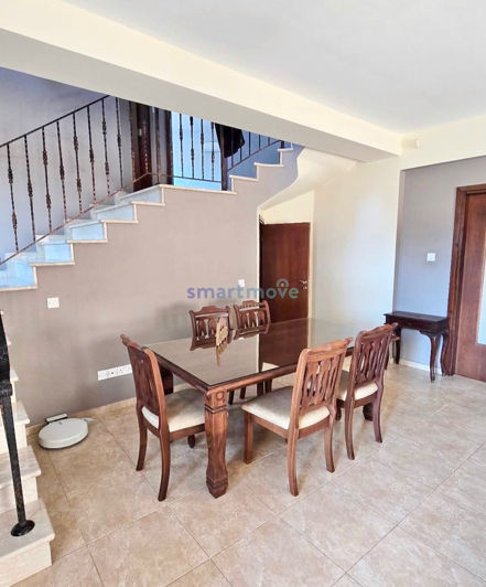 Image No.2-Villa de 5 chambres à vendre à Limassol