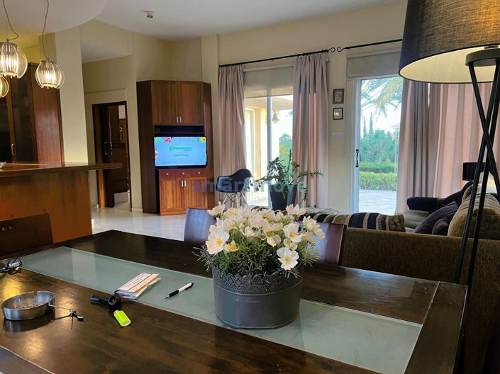 Image No.11-5 Bed Villa for sale