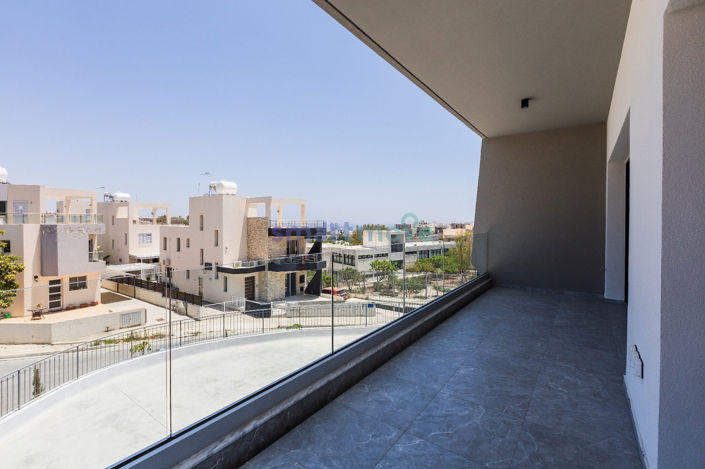 Image No.14-2 Bed Apartment for sale