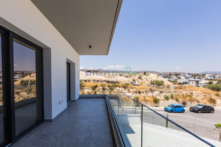 Image No.15-2 Bed Apartment for sale