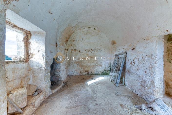 Image No.8-2 Bed Country House for sale