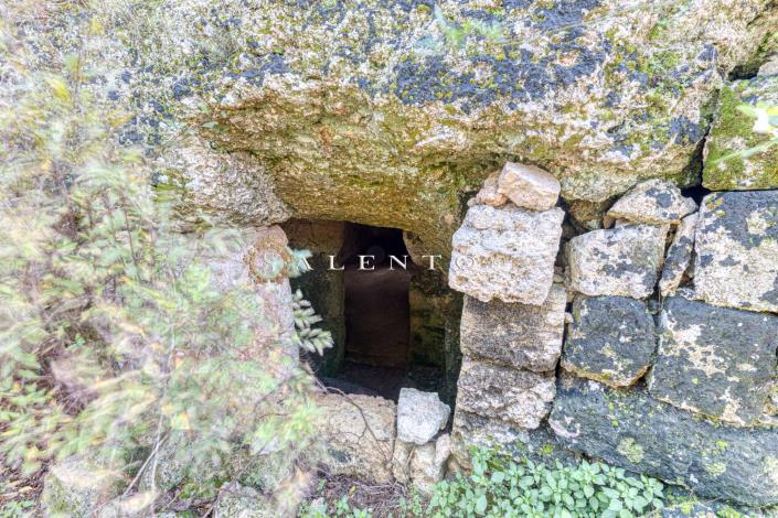 Image No.10-2 Bed Country House for sale