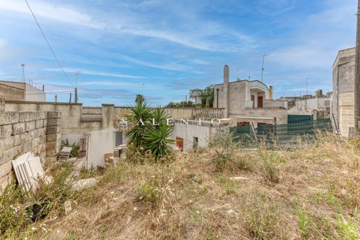 Image No.27-2 Bed House for sale