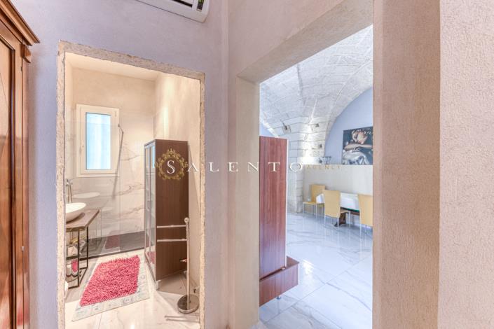 Image No.17-2 Bed House for sale