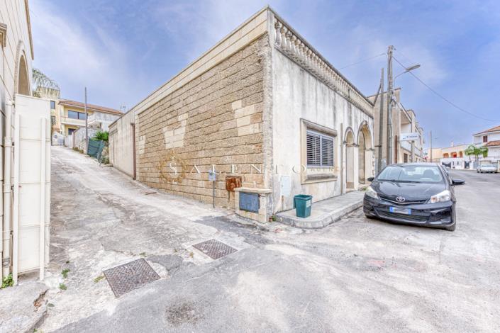 Image No.2-2 Bed House for sale