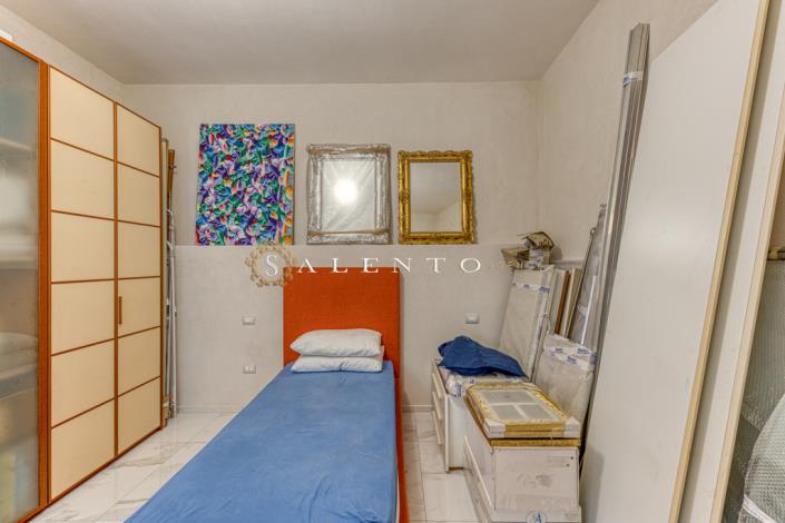 Image No.25-2 Bed House for sale