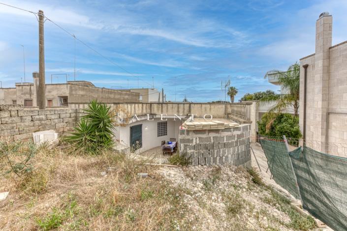 Image No.29-2 Bed House for sale