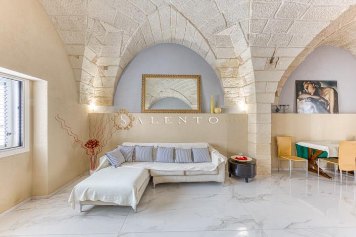 Image No.6-2 Bed House for sale