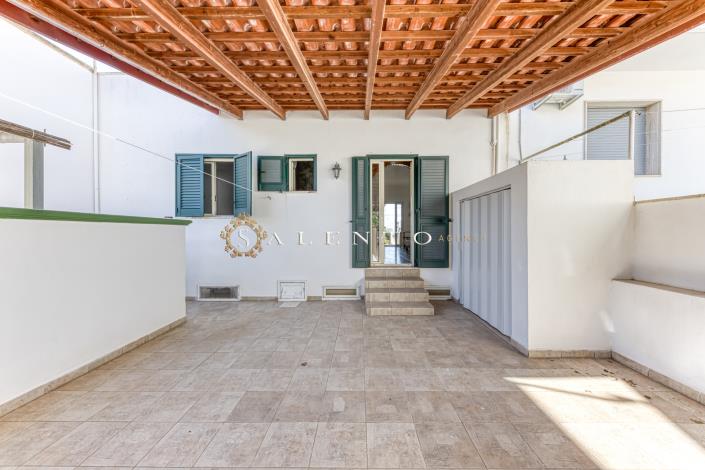 Image No.15-2 Bed House for sale