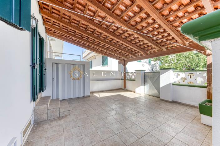 Image No.13-2 Bed House for sale