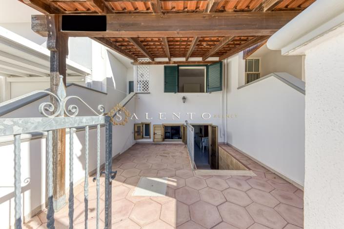 Image No.2-2 Bed House for sale