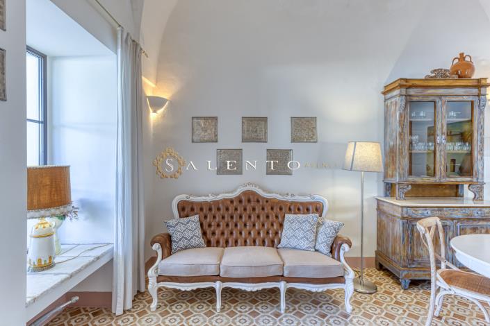 Image No.11-3 Bed House for sale