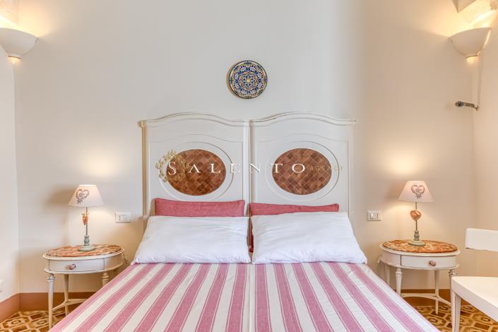 Image No.21-3 Bed House for sale