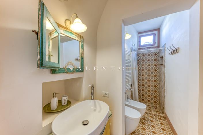 Image No.28-3 Bed House for sale