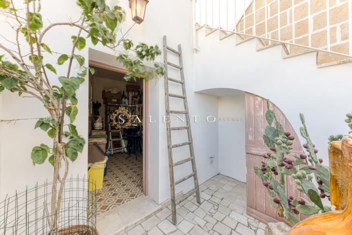 Image No.34-3 Bed House for sale