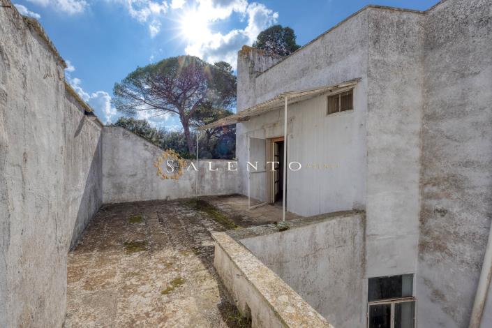 Image No.26-4 Bed House for sale