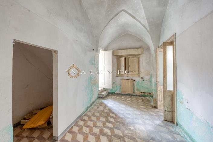 Image No.5-4 Bed House for sale