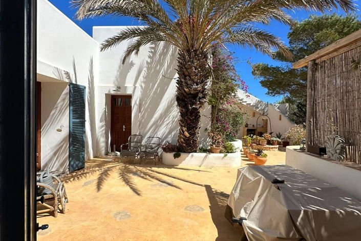 Image No.11-5 Bed Villa for sale