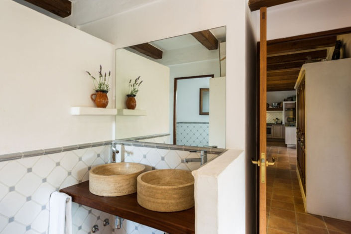 Image No.15-5 Bed Villa for sale