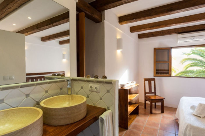 Image No.17-5 Bed Villa for sale