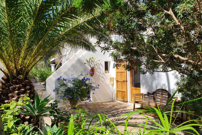 Image No.18-2 Bed Villa for sale