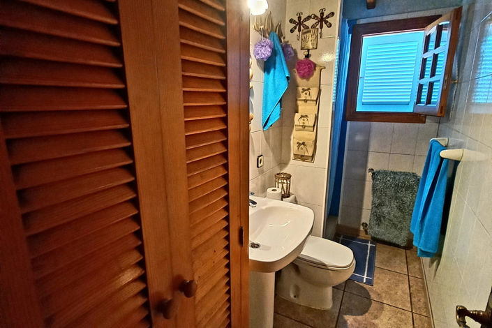 Image No.19-4 Bed Villa for sale