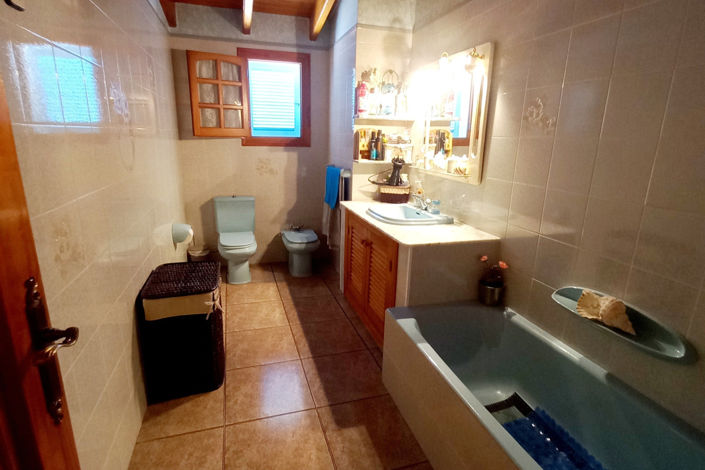 Image No.20-4 Bed Villa for sale