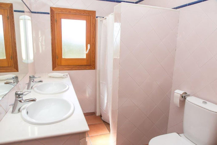 Image No.10-5 Bed Villa for sale