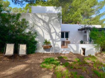 PHOTO-2025-12-04-16-33-48-1-