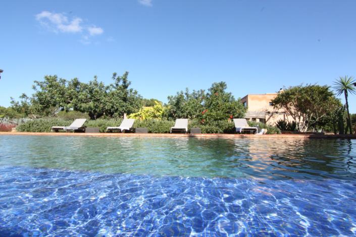 Image No.3-5 Bed Villa for sale