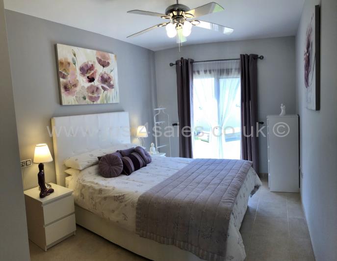 Image No.15-3 Bed Villa for sale