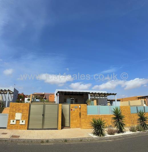 Image No.2-3 Bed Villa for sale