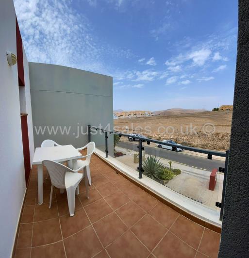 Image No.21-3 Bed Townhouse for sale