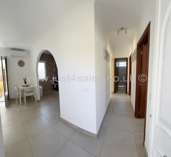 Image No.4-2 Bed Bungalow for sale