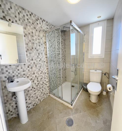 Image No.16-2 Bed Bungalow for sale