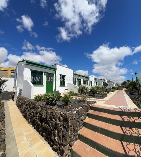 Image No.1-1 Bed Bungalow for sale