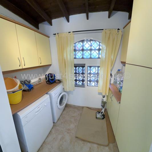 Image No.13-Villa de 4 chambres à vendre à Caleta De Fuste