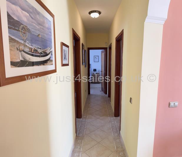 Image No.17-Villa de 4 chambres à vendre à Caleta De Fuste