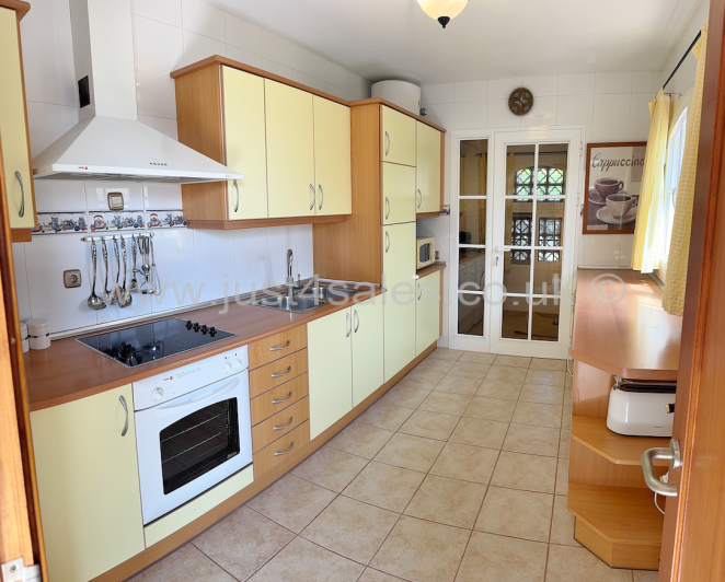 Image No.12-Villa de 4 chambres à vendre à Caleta De Fuste